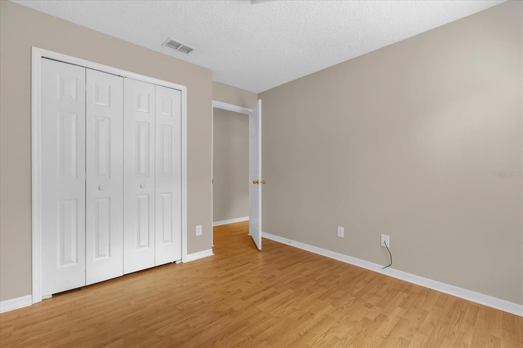 Active With Contract: $345,000 (3 beds, 2 baths, 1260 Square Feet)