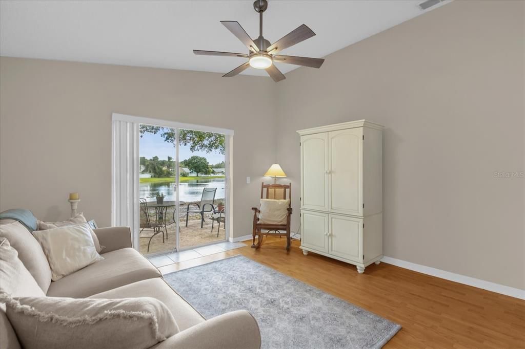 Active With Contract: $345,000 (3 beds, 2 baths, 1260 Square Feet)