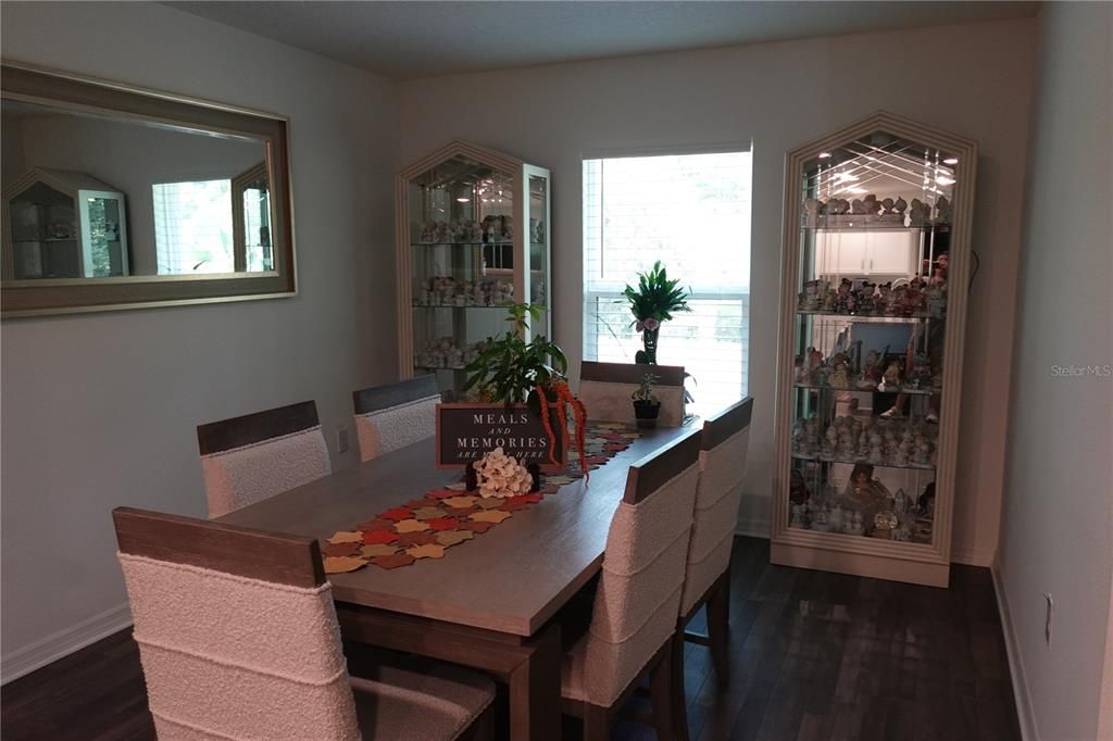 For Sale: $339,000 (4 beds, 2 baths, 1818 Square Feet)