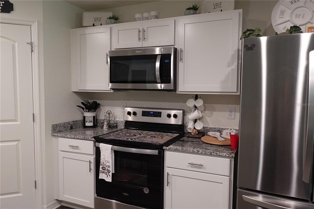 For Sale: $339,000 (4 beds, 2 baths, 1818 Square Feet)