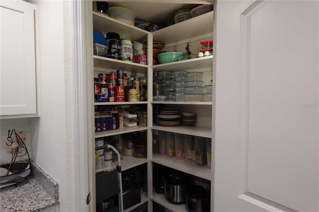 For Sale: $339,000 (4 beds, 2 baths, 1818 Square Feet)