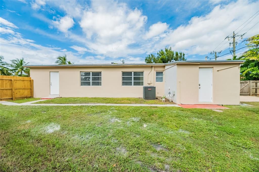 На продажу: $699,900 (3 спален, 3 ванн, 1514 Квадратных фут)