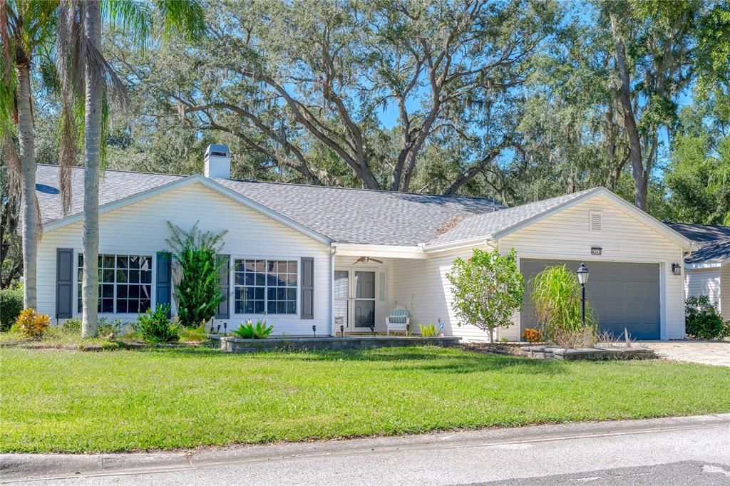 For Sale: $410,000 (2 beds, 2 baths, 2297 Square Feet)