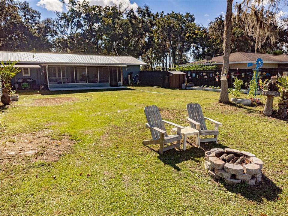 待售: $307,700 (3 贝兹, 2 浴室, 1392 平方英尺)