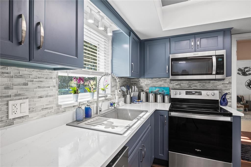 待售: $307,700 (3 贝兹, 2 浴室, 1392 平方英尺)