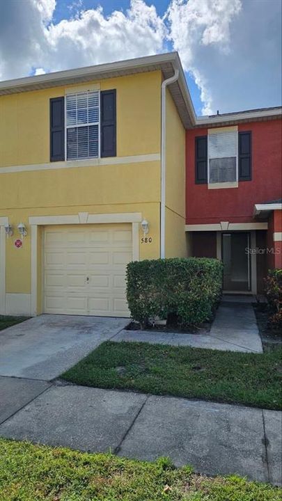 For Rent: $2,200 (3 beds, 2 baths, 1495 Square Feet)