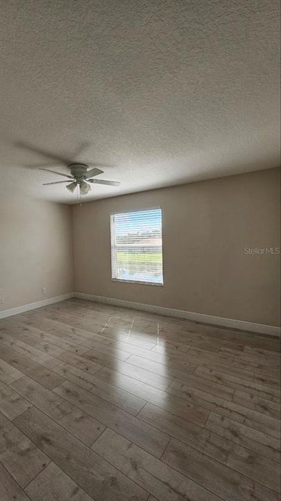 For Rent: $2,200 (3 beds, 2 baths, 1495 Square Feet)
