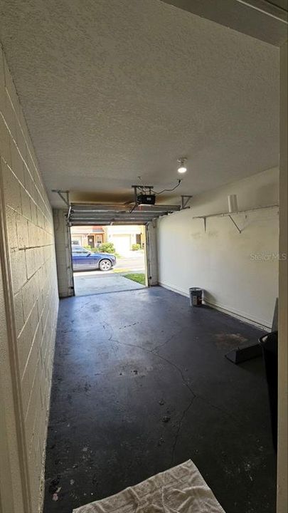 For Rent: $2,200 (3 beds, 2 baths, 1495 Square Feet)