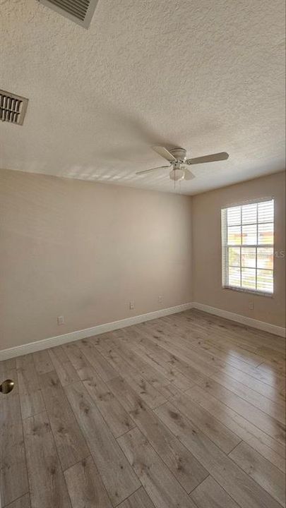 For Rent: $2,200 (3 beds, 2 baths, 1495 Square Feet)