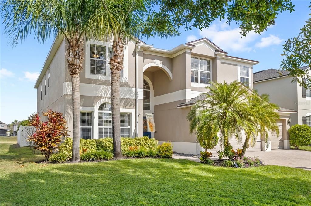 Active With Contract: $755,000 (5 beds, 4 baths, 3472 Square Feet)