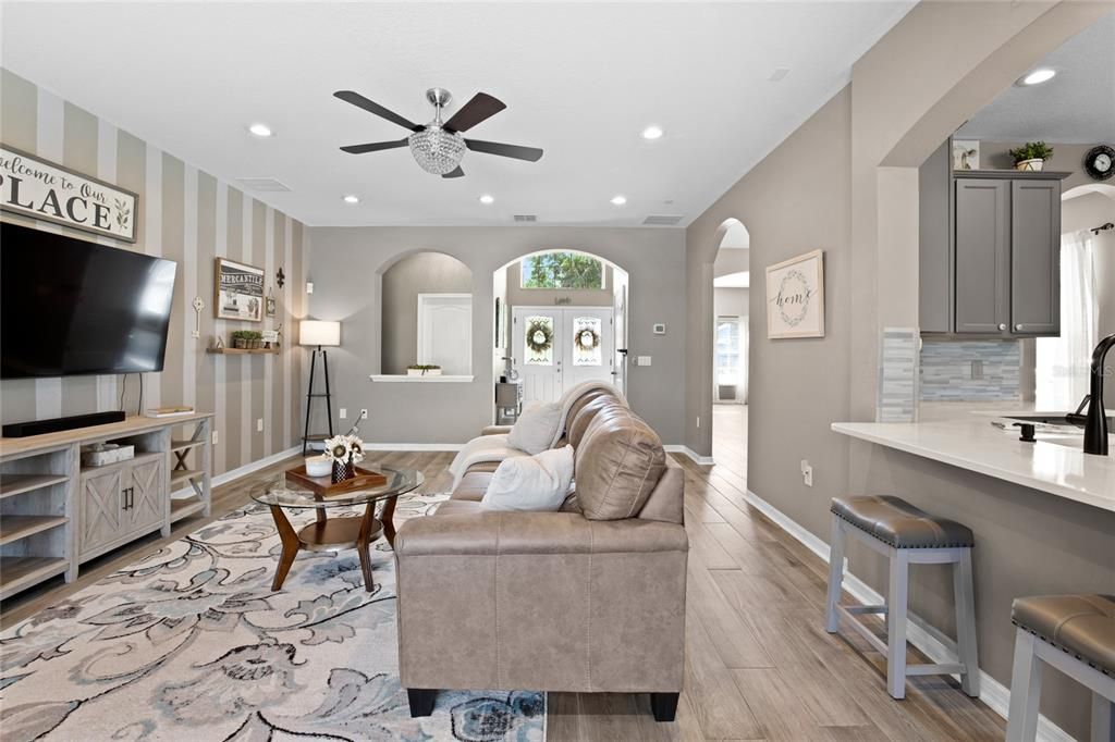 Active With Contract: $755,000 (5 beds, 4 baths, 3472 Square Feet)