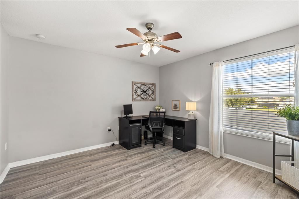 Active With Contract: $755,000 (5 beds, 4 baths, 3472 Square Feet)