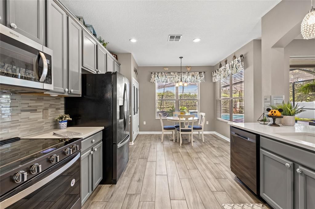 Active With Contract: $755,000 (5 beds, 4 baths, 3472 Square Feet)