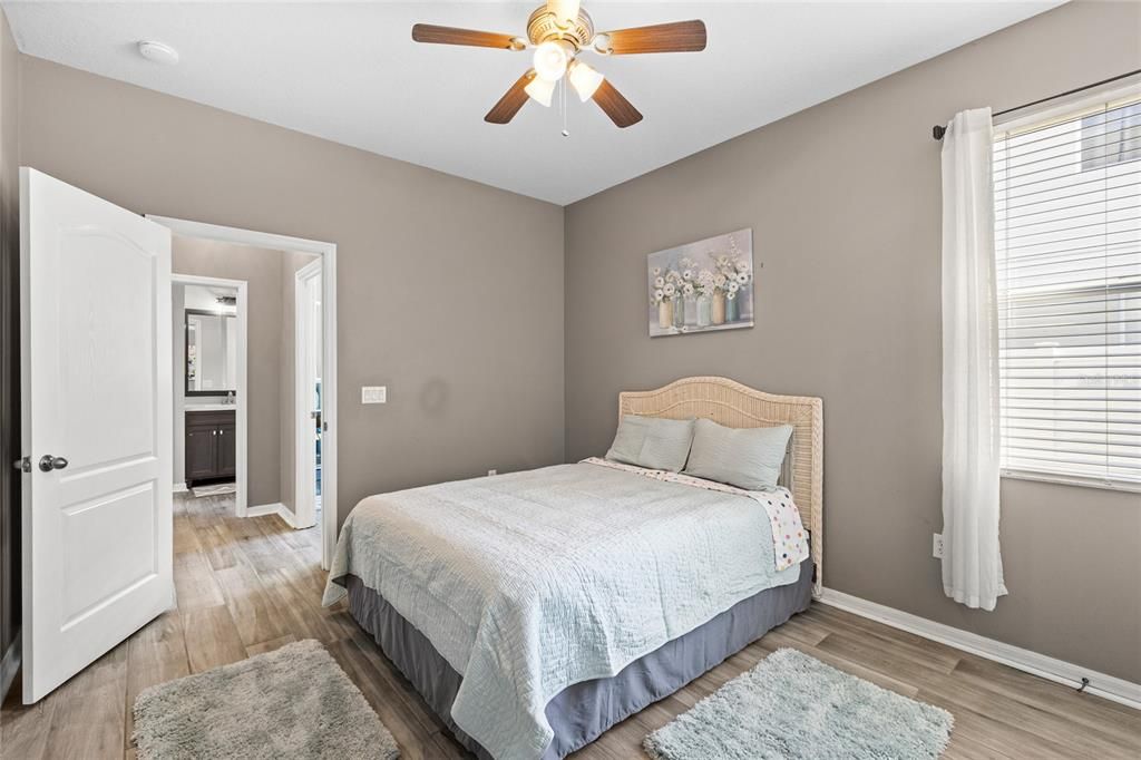 Active With Contract: $755,000 (5 beds, 4 baths, 3472 Square Feet)