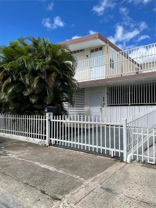 Recently Rented: $900 (3 beds, 2 baths, 1150 Square Feet)