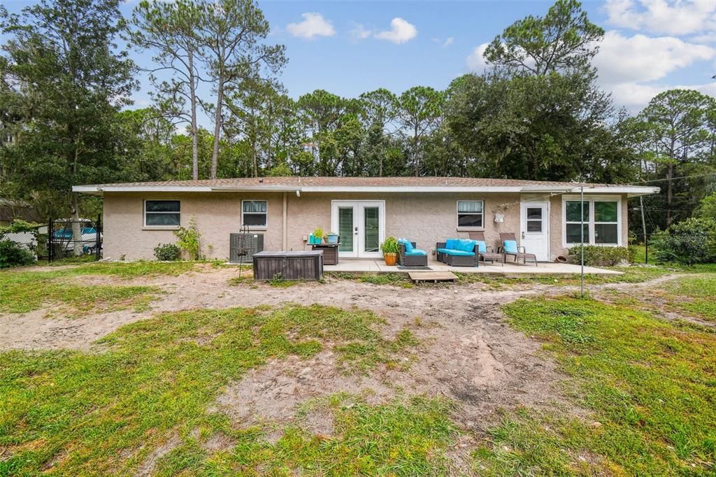 На продажу: $227,000 (2 спален, 2 ванн, 1296 Квадратных фут)