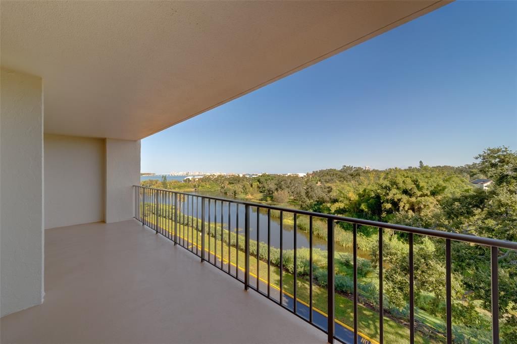 En Venta: $375,000 (2 camas, 2 baños, 1385 Pies cuadrados)