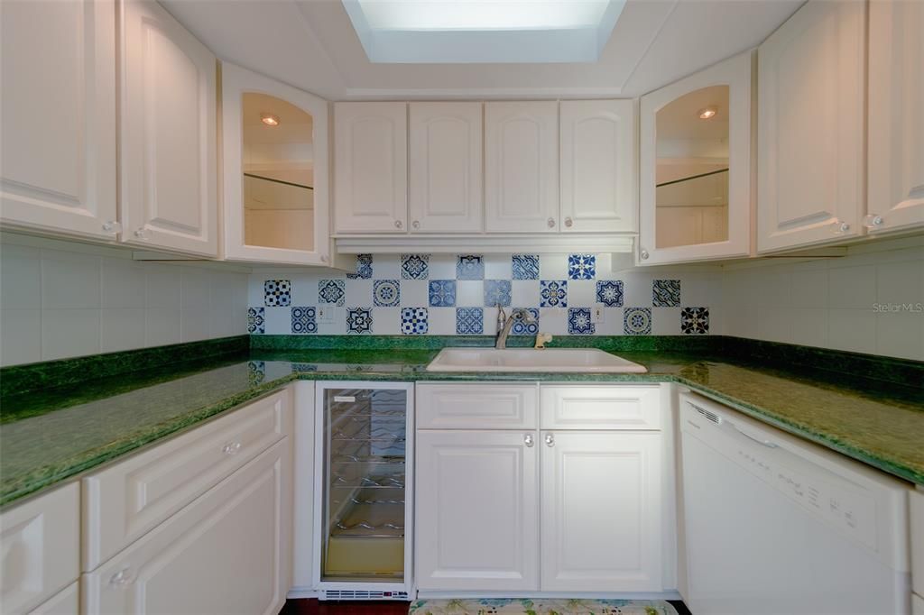 En Venta: $375,000 (2 camas, 2 baños, 1385 Pies cuadrados)