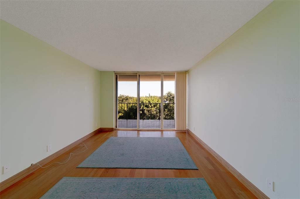 En Venta: $375,000 (2 camas, 2 baños, 1385 Pies cuadrados)