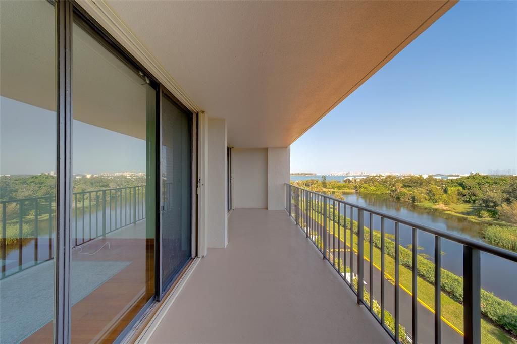 En Venta: $375,000 (2 camas, 2 baños, 1385 Pies cuadrados)