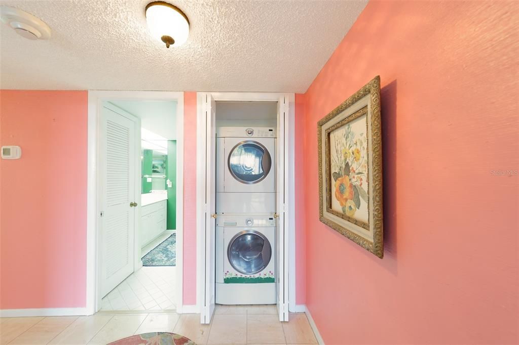 En Venta: $375,000 (2 camas, 2 baños, 1385 Pies cuadrados)