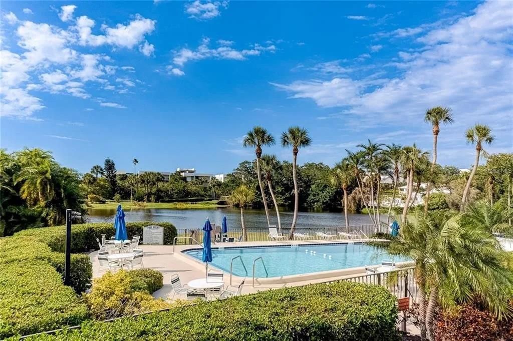 En Venta: $375,000 (2 camas, 2 baños, 1385 Pies cuadrados)