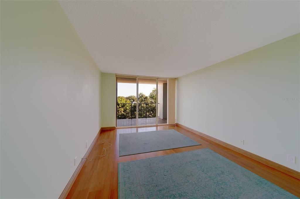 En Venta: $375,000 (2 camas, 2 baños, 1385 Pies cuadrados)