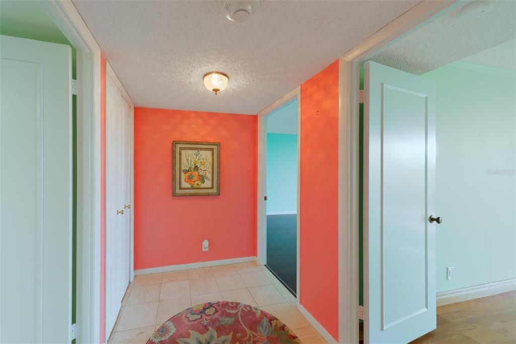 En Venta: $375,000 (2 camas, 2 baños, 1385 Pies cuadrados)