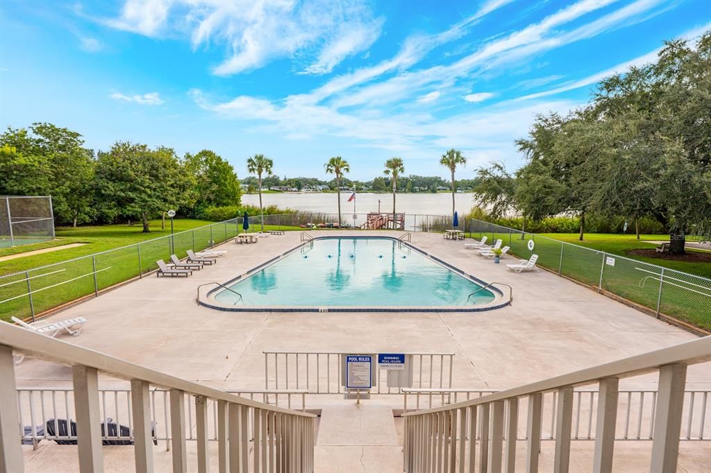 待售: $259,900 (2 贝兹, 2 浴室, 1400 平方英尺)