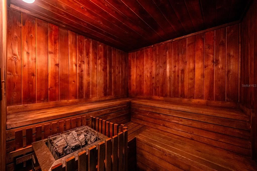 待售: $259,900 (2 贝兹, 2 浴室, 1400 平方英尺)