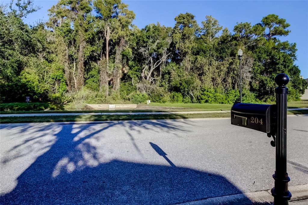 Под контрактом: $639,900 (3 спален, 2 ванн, 2026 Квадратных фут)