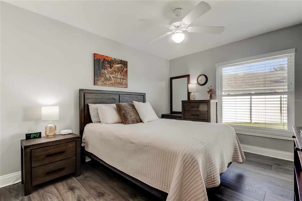 Под контрактом: $639,900 (3 спален, 2 ванн, 2026 Квадратных фут)