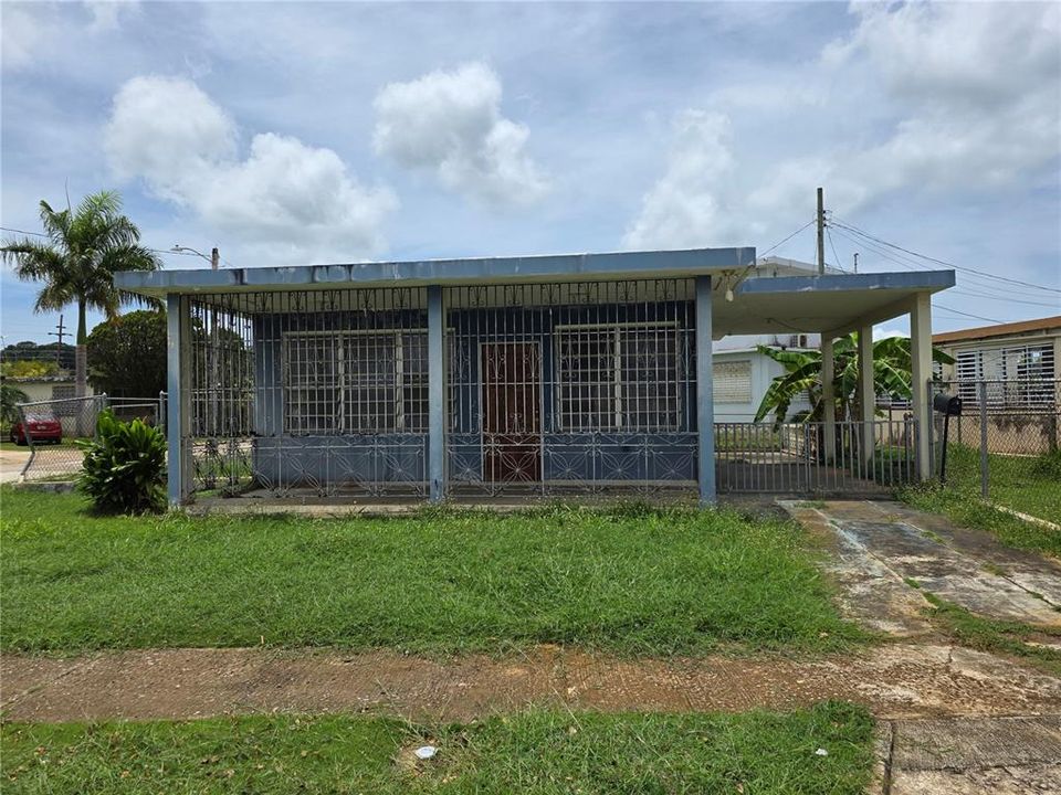 Недавно продано: $275,000 (3 спален, 1 ванн, 0 Квадратных фут)