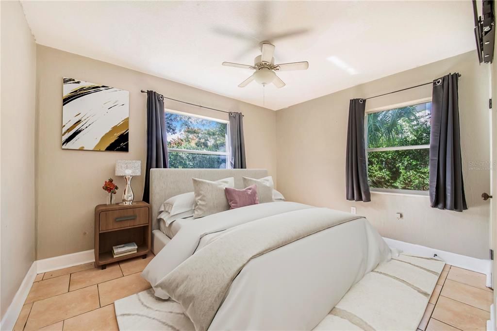 待售: $249,000 (3 贝兹, 1 浴室, 1022 平方英尺)