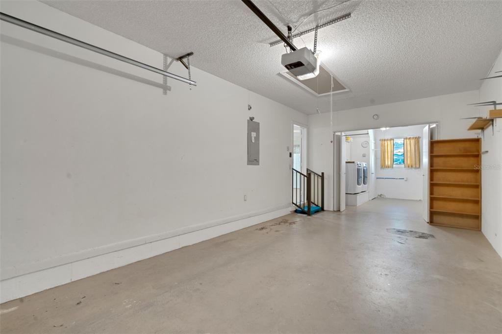 待售: $140,000 (2 贝兹, 2 浴室, 1369 平方英尺)