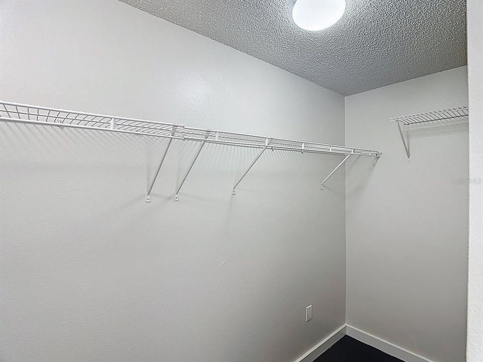 Active With Contract: $362,500 (4 beds, 2 baths, 1936 Square Feet)