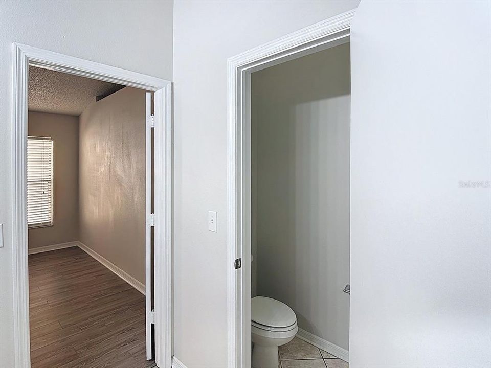 Active With Contract: $362,500 (4 beds, 2 baths, 1936 Square Feet)