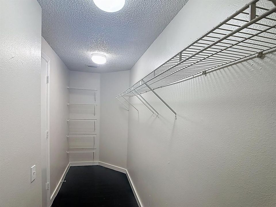 Active With Contract: $362,500 (4 beds, 2 baths, 1936 Square Feet)