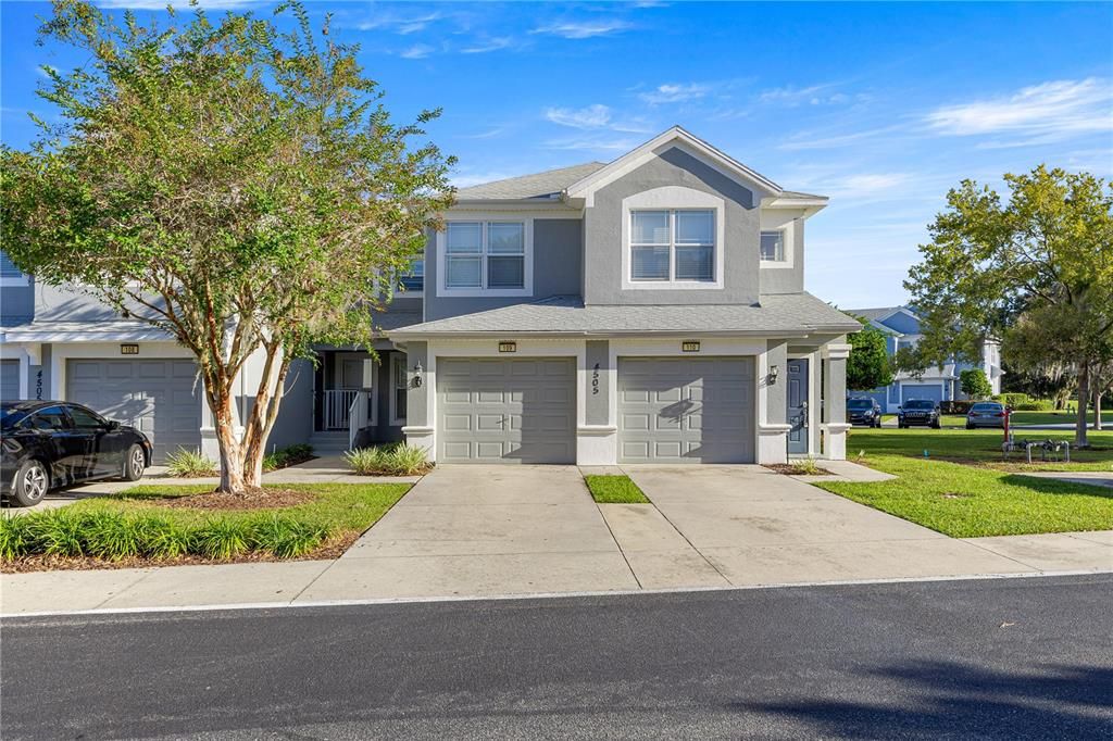 For Sale: $205,000 (2 beds, 2 baths, 1827 Square Feet)