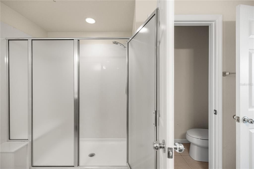 For Sale: $205,000 (2 beds, 2 baths, 1827 Square Feet)