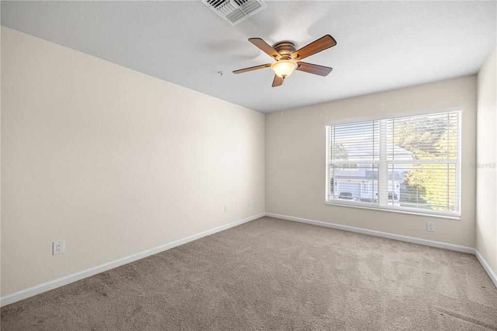 For Sale: $205,000 (2 beds, 2 baths, 1827 Square Feet)