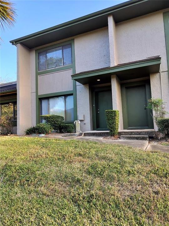 For Rent: $1,600 (2 beds, 2 baths, 1250 Square Feet)