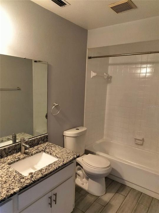 For Rent: $1,600 (2 beds, 2 baths, 1250 Square Feet)