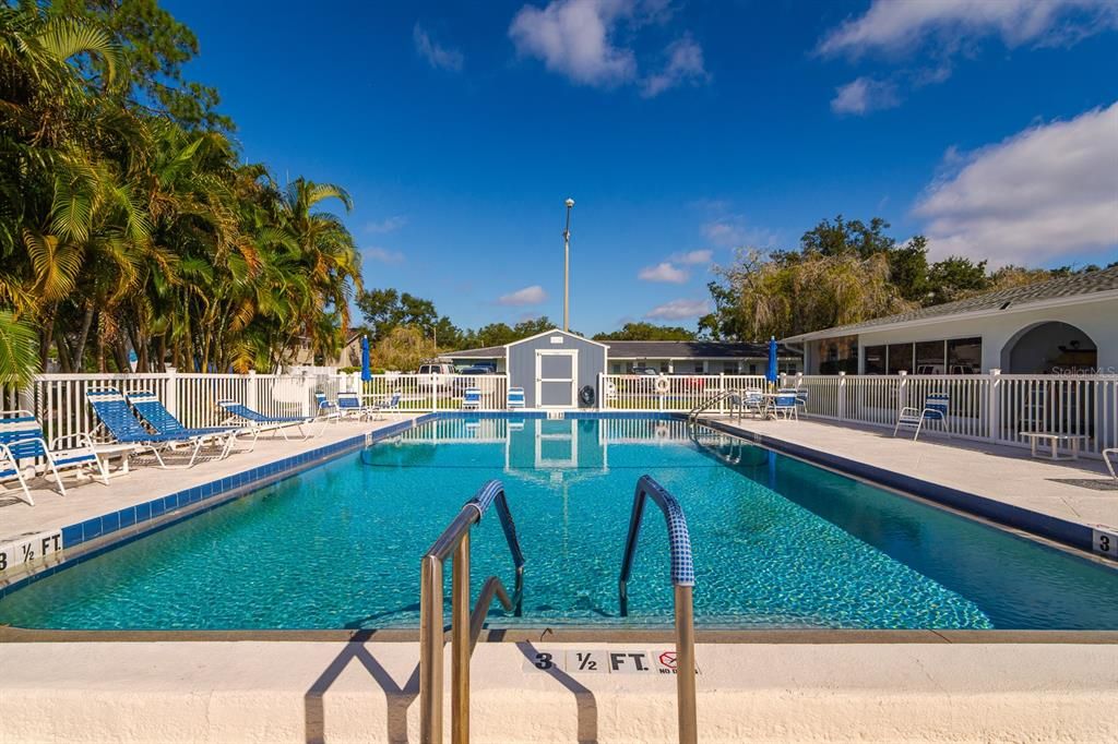 For Sale: $149,500 (2 beds, 2 baths, 1180 Square Feet)