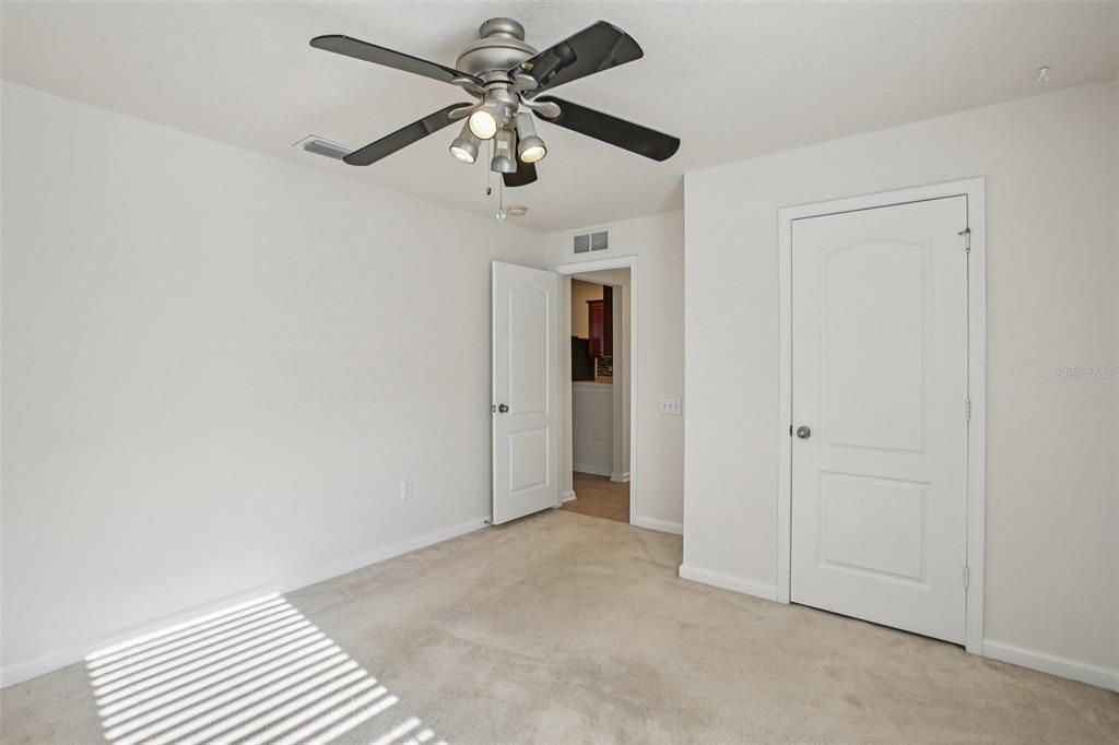 For Sale: $494,900 (4 beds, 3 baths, 2595 Square Feet)