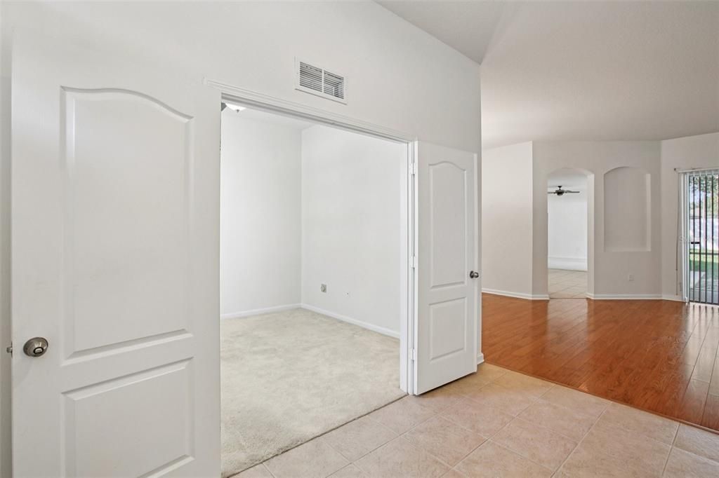 For Sale: $494,900 (4 beds, 3 baths, 2595 Square Feet)