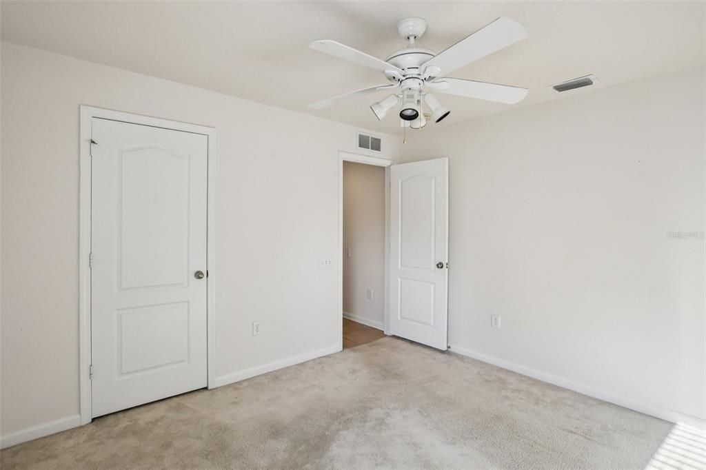 For Sale: $494,900 (4 beds, 3 baths, 2595 Square Feet)