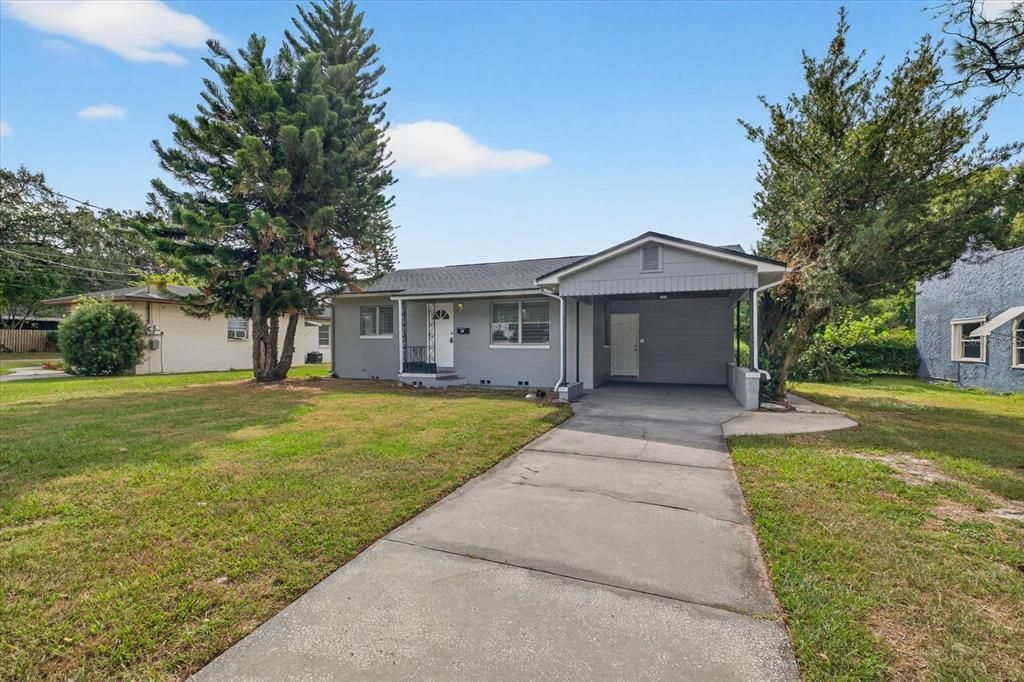 待售: $225,000 (3 贝兹, 1 浴室, 1068 平方英尺)