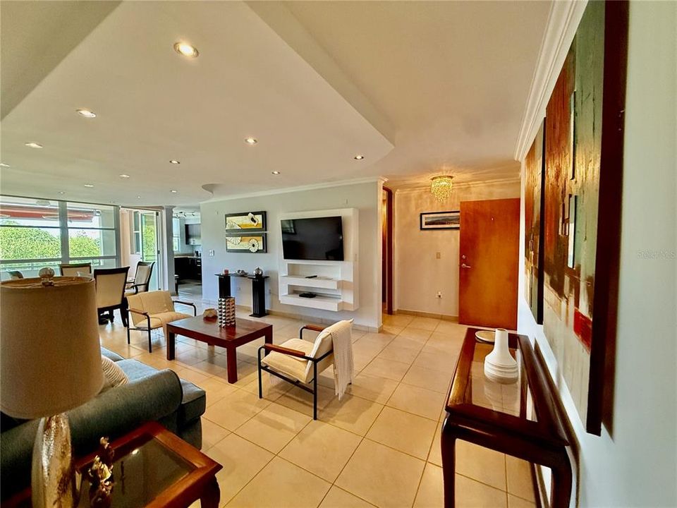 В аренду: $3,500 (3 спален, 2 ванн, 1701 Квадратных фут)