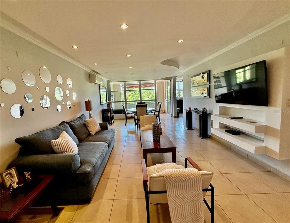 В аренду: $3,500 (3 спален, 2 ванн, 1701 Квадратных фут)